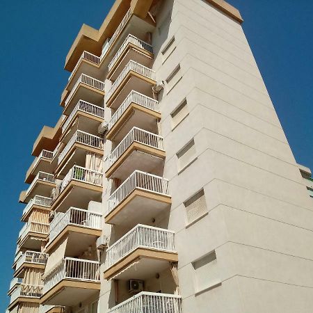 Apartamentos Gandia Grau Y Playa 3000 Kültér fotó