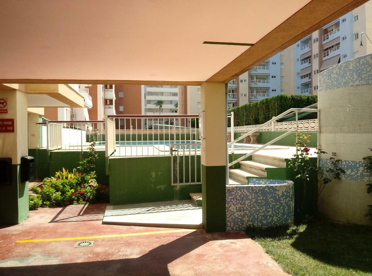 Apartamentos Gandia Grau Y Playa 3000 Kültér fotó