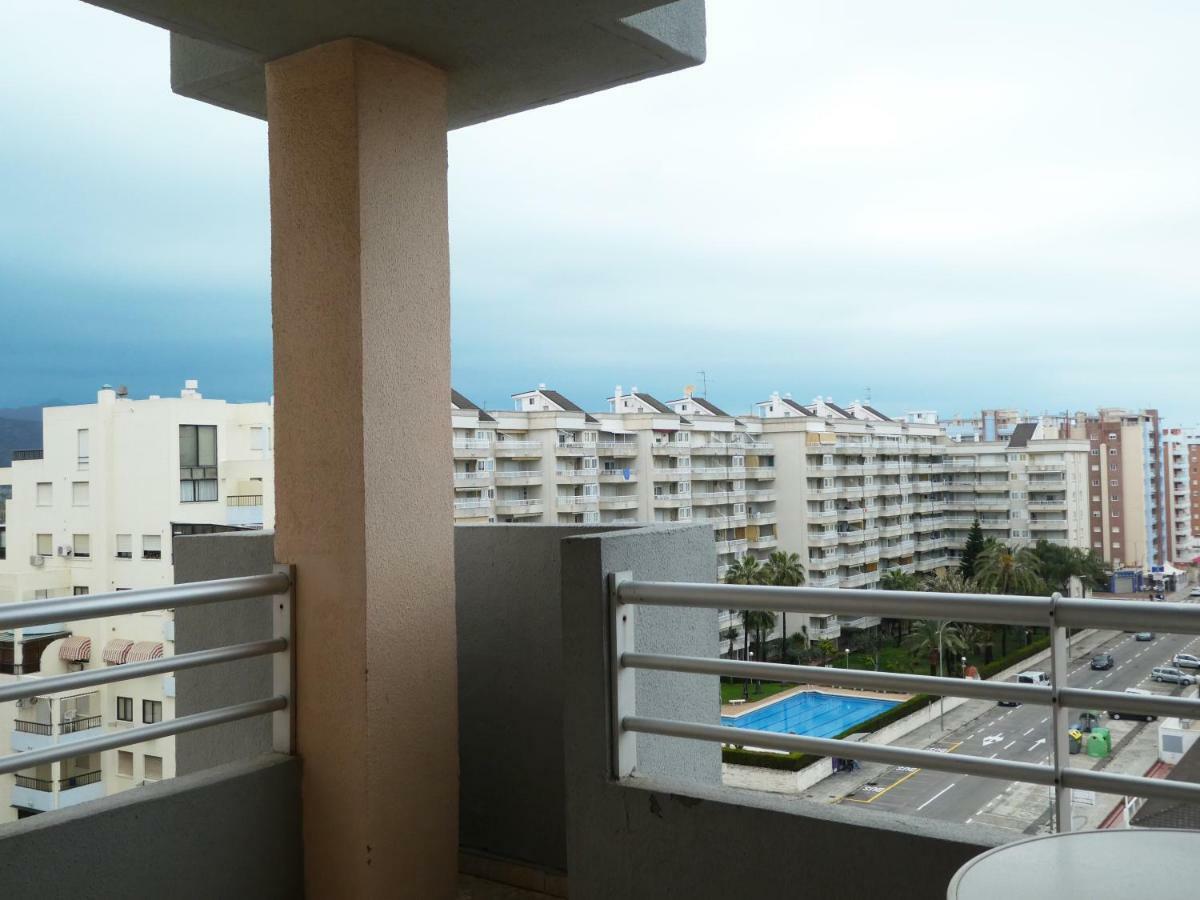 Apartamentos Gandia Grau Y Playa 3000 Kültér fotó