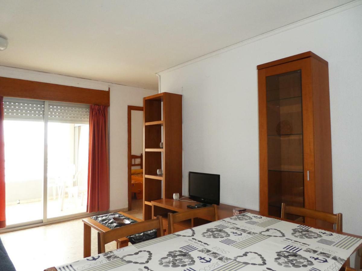 Apartamentos Gandia Grau Y Playa 3000 Kültér fotó