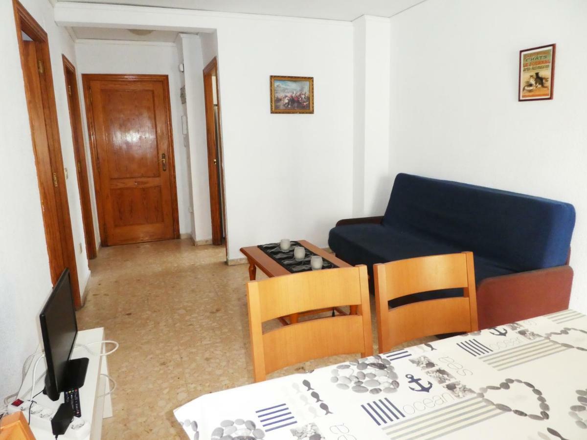 Apartamentos Gandia Grau Y Playa 3000 Kültér fotó