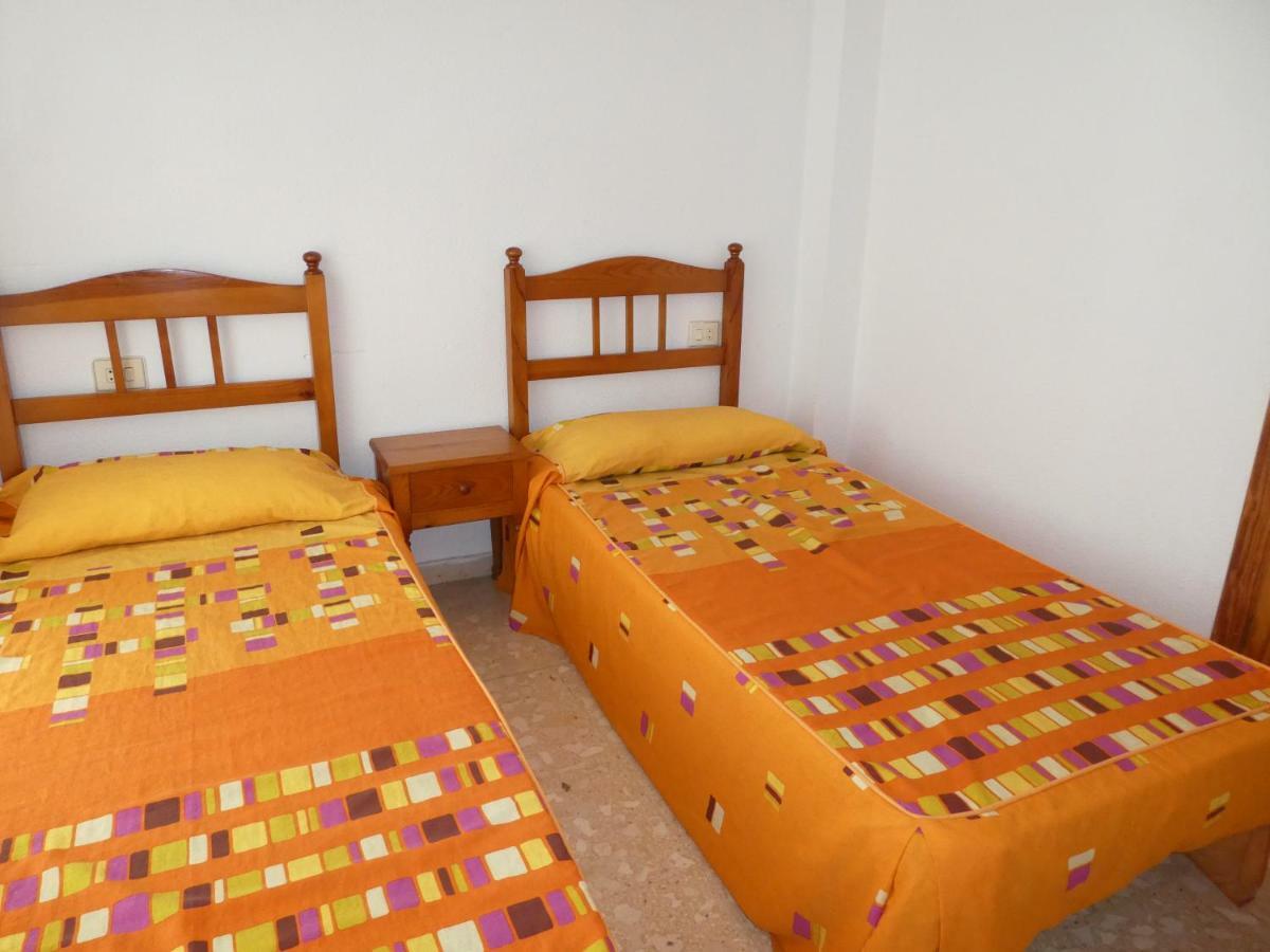 Apartamentos Gandia Grau Y Playa 3000 Kültér fotó